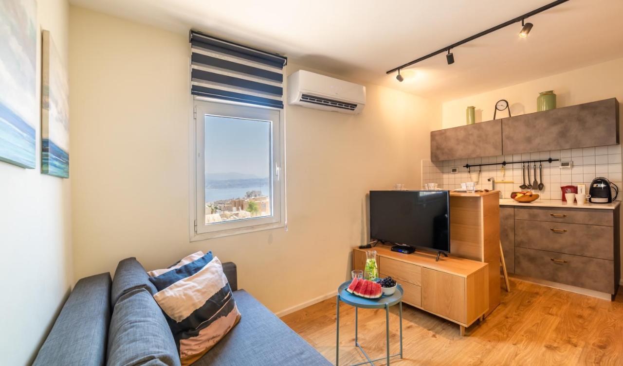 Apartment The Six Days Stylish One Bedroom *